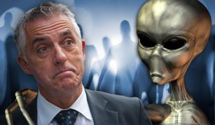 Hrabri Tomaž razkriva: Mafija prihaja iz vesolja!