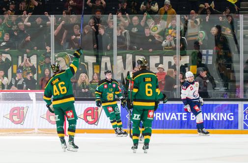 Török z golom zapečatil zmago in četrtfinale, Pintaričevi kljub zmagi na Švedskem brez napredovanja
