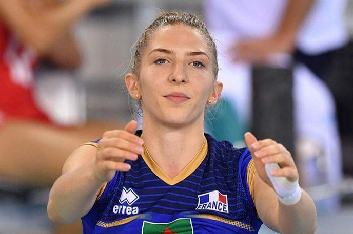 Nina Stojiljković | Nina Stojilković bo skrbela za organizacijo napada slovenskih prvakinj. | Foto Instagram
