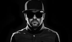 Gramatik: Mladi se selijo tja, kjer je služba