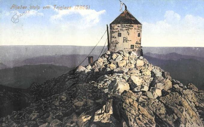 Aljažev stolp na Triglavu, simbol slovenstva. Razglednica je bila odposlana. | Foto: Kamra.si