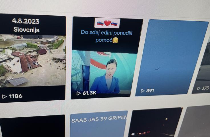 Drugi videoposnetki uporabnika deniskokol777 na TikToku imajo povečini nekaj sto ogledov, videoposnetek s pripisom, da je Rusija kot edina ponudila pomoč Sloveniji, pa jih ima več kot 61 tisoč.  | Foto: Matic Tomšič