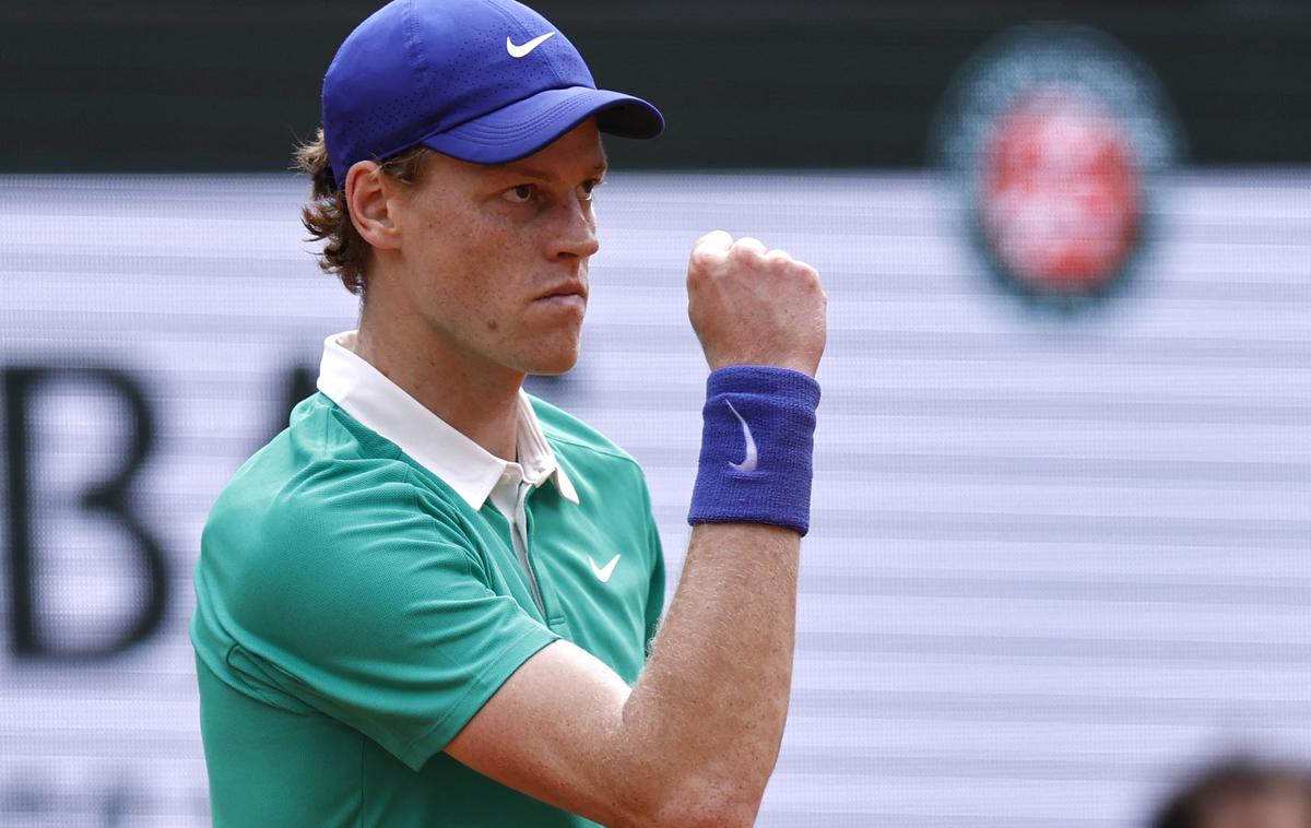 Jannik Sinner | Jannik Sinner je dobil prva dva niza. | Foto Reuters