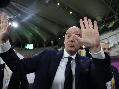 Uefa zahteva od Infantina odgovore kar na 42 vprašanj