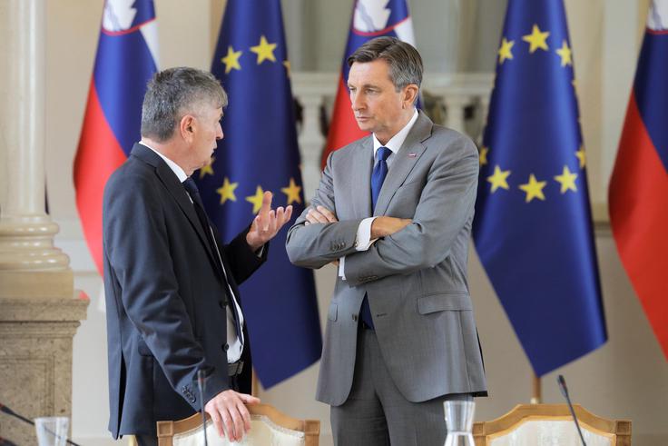 Volilni okraji Pahor | Foto: STA ,