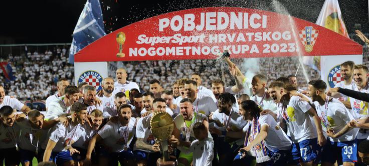 Hajduku je pomagal do dveh pokalnih lovorik. V tej sezoni bo skušal prvič postati hrvaški prvak, kar je izmed njegovih reprezentančnih soigralcev kot po tekočem traku uspeval Petru Stojanoviću z Dinamom. | Foto: Guliverimage
