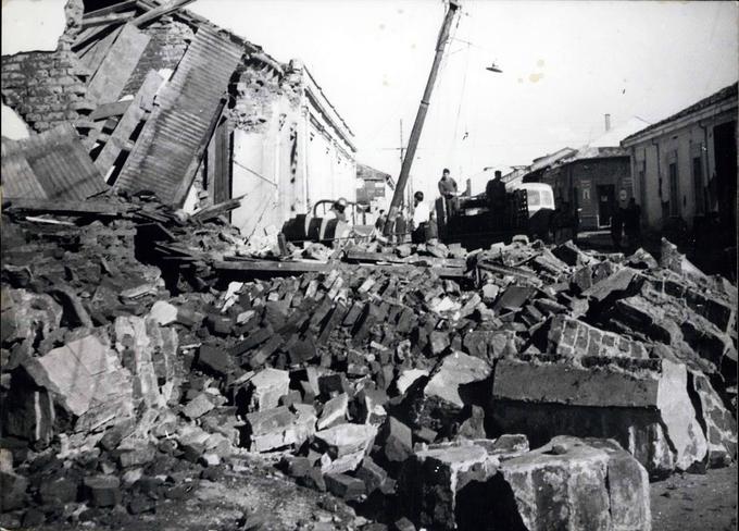 Po hudem potresu, ki je prizadel Čile pred 62 leti, je brez strehe nad glavo ostalo dva milijona ljudi. Življenje je izgubilo šest tisoč oseb. | Foto: Guliverimage/Vladimir Fedorenko
