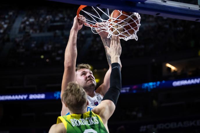 Slovenija : Litva slovenska košarkarska reprezentanca Eurobasket 2022 Luka Dončić | Slovenija je dobila prvo tekmo na EuroBasketu. | Foto Vid Ponikvar/Sportida