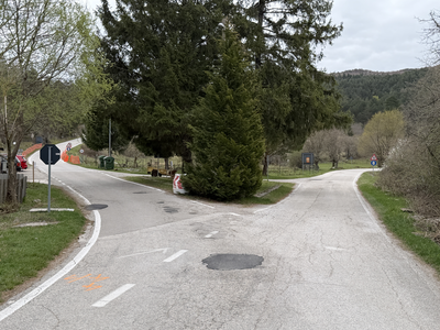 Kako na hrvaški spektakel? Že prvi ovinek relija za SP le osem kilometrov od Slovenije.