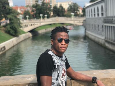 Bede Amarachi Osuji se je zaljubil v Slovenijo in golaž svoje srčne izbranke