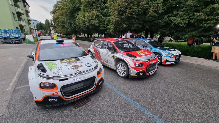 Trije najhitrejši dirkalniki relija v Žalcu. Na vrhu relija v Sloveniji prvič Citroenov dirkalnik.  | Foto: Gregor Pavšič