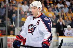 V ligi NHL služi milijone, zaradi staršev pa je na beraški palici