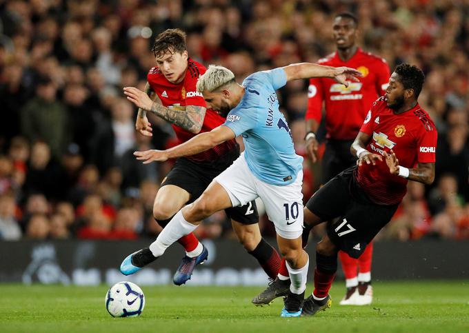 Manchester City je bil v sosedskem dvoboju boljši od Manchester Uniteda. | Foto: Reuters
