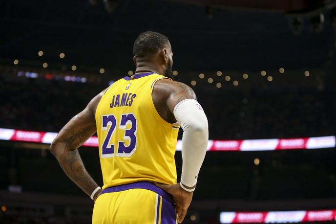 LeBron James | LeBron James je dosegel trojni dvojček, a to ni bilo dovolj za zmago Los Angeles Lakers. | Foto Reuters