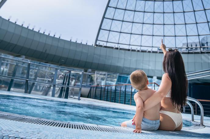Thermana Laško | Uživajte v učinkih naravne termalne vode Laško pod kuliso čudovite steklene kupole, ki velja za njihovo prepoznavno lastnost. | Foto Thermana Laško