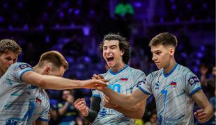 Slovenski odbojkarji znova navdušili v Braziliji, zmagoviti niz se nadaljuje!