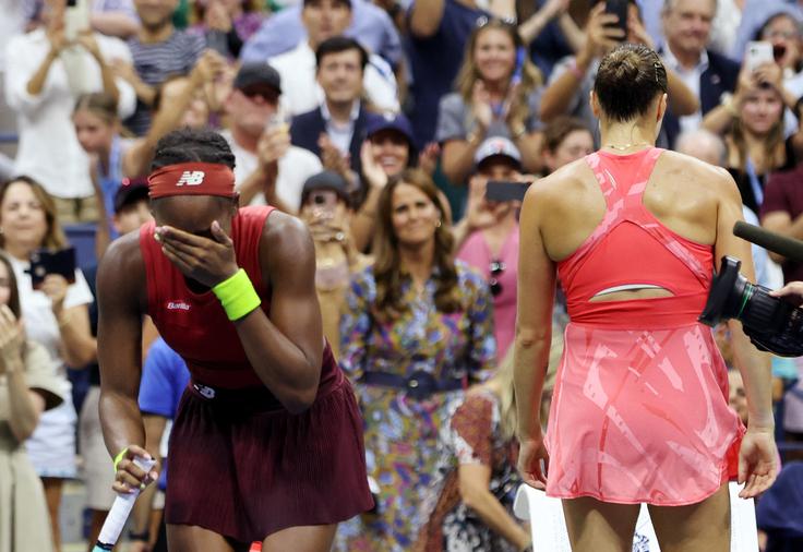 Coco Gauff so po največji zmagi kariere obšla čustva. | Foto: Reuters