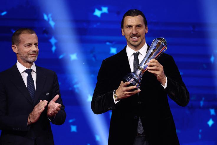 Nagrado predsednika Uefe je letos prejel Zlatan Ibrahimović. | Foto: Reuters