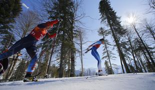 Šesterica ruskih tekačev in tekačic na smučeh začasno suspendirana