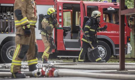 Slovenija ima 43 novih poklicnih gasilcev