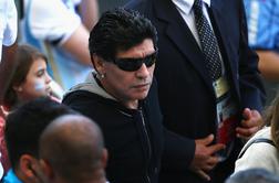Maradona Fifino odločitev o Suarezu označil za mafijske posle