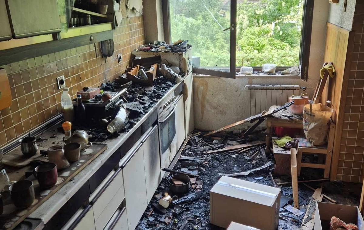 Požar v Dupleku | Po nestrokovni oceni je nastalo za okoli 25 tisoč evrov škode. | Foto FB/Gasilci Dvorjane