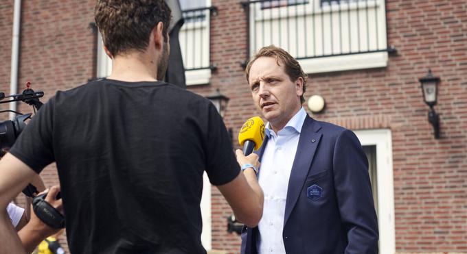 Glavni športni direktor moštva Jumbo-Visma Merijn Zeeman v razvoju Seppa Kussa vidi velik izziv. | Foto: Jumbo-Visma