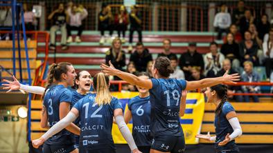 Formis namučil prvakinje, Kamničanke do prve zmage, Radovljičanke po trilerju do druge