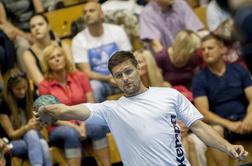 Bezjak polnil mrežo, vendar bil na koncu premagan