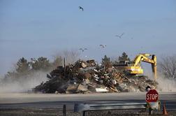 Zrušil hišo pod hipoteko, ruševine pa dostavil banki