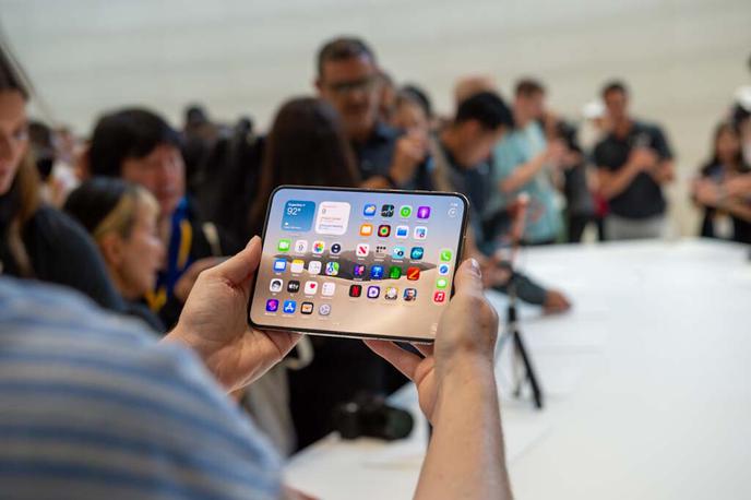 iPhone Duo, Apple | Foto Guliverimage