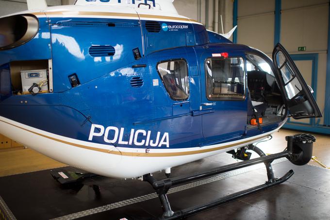 Policijska letalska enota ima šest helikopterjev, a so v začetku februarja zaradi tehničnih težav prav vsi ostali na tleh. | Foto: Matej Leskovšek