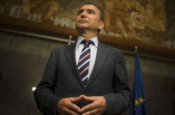 Minister Veber naj bi želel menjave v vrhu vojske