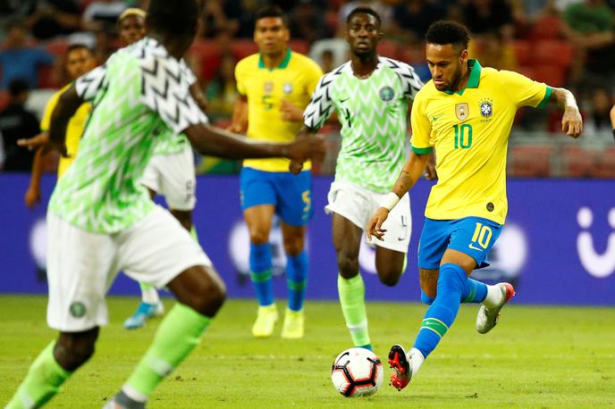 Neymar | Neymar je na tekmi proti Senegalu postal najmlajši Brazilec s sto nastopi, na tekmi z Nigerijo pa je staknil poškodbo. | Foto Reuters