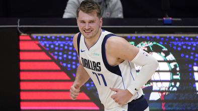 Luka Dončić je že v Sloveniji, kjer bo pomagal reprezentanci
