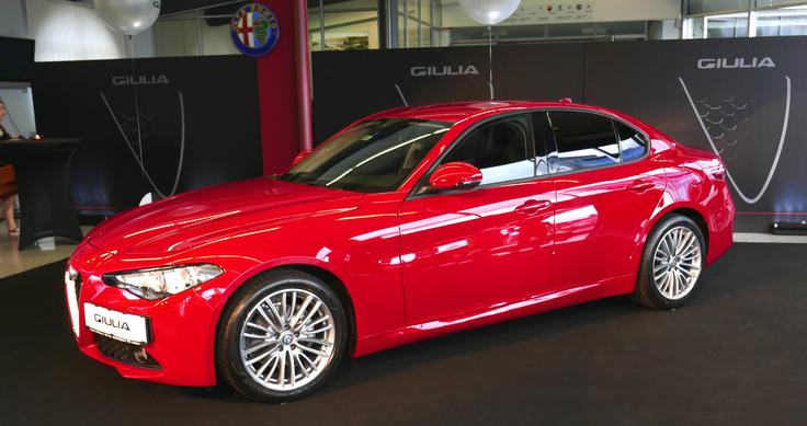 Če odmislimo različico quadrifoglio, giulia v ponudbi ne bo imela bolj vsakdanjega bencinskega motorja, temveč le dva dizelska. | Foto: 