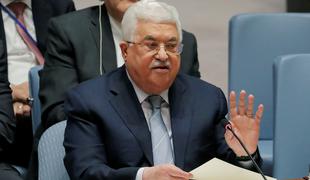 Palestinskega predsednika Abasa sprejeli v bolnišnico
