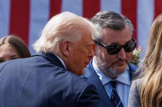 "Kaj če Donald Trump z jedrskim orožjem napade Dansko?"