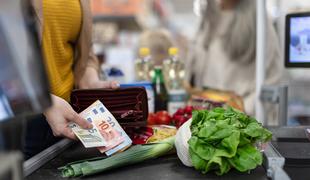 Kje Slovenci prihranijo največ pri vsakodnevnih nakupih?