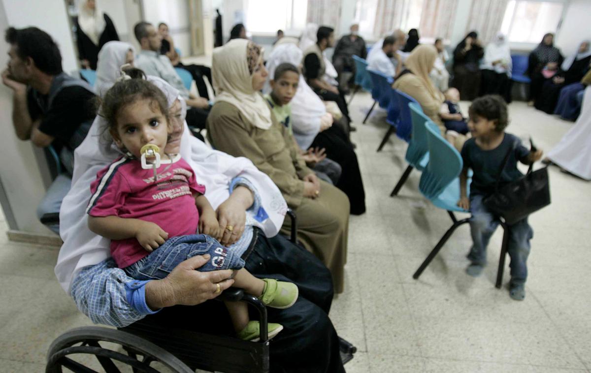 Gaza | Doslej so pomoč pri zdravstveni evakuaciji, vključno z zdravljenjem bolnikov in prevozom, ponudile Belgija, Italija, Luksemburg, Malta, Romunija, Slovaška in Španija. | Foto Reuters