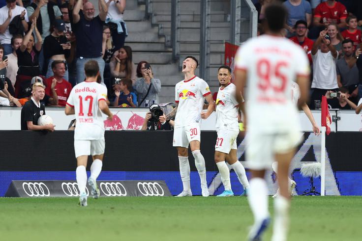 Benjamin Šeško se je na prijateljski tekmi proti Liverpoolu izkazal še kot najstnik. | Foto: AP / Guliverimage
