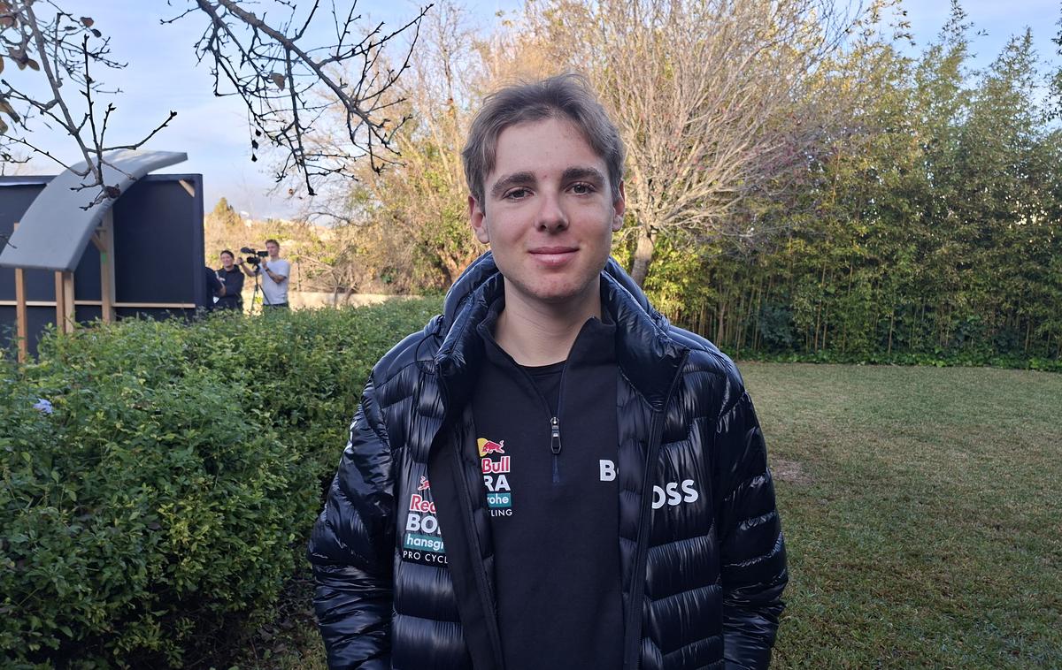 Lorenzo Finn | Dvakratni svetovni prvak v cestnem kolesarstvu v mlajših katergorijah Lorenzo Finn si je na medijskem dnevu ekipe Red Bull - BORA - hansgrohe vzel čas tudi za bralce Sportala. | Foto Alenka Teran Košir