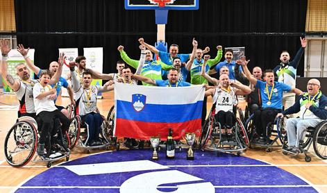 Slovenski košarkarji na vozičkih prvič zmagovalci regionalne lige