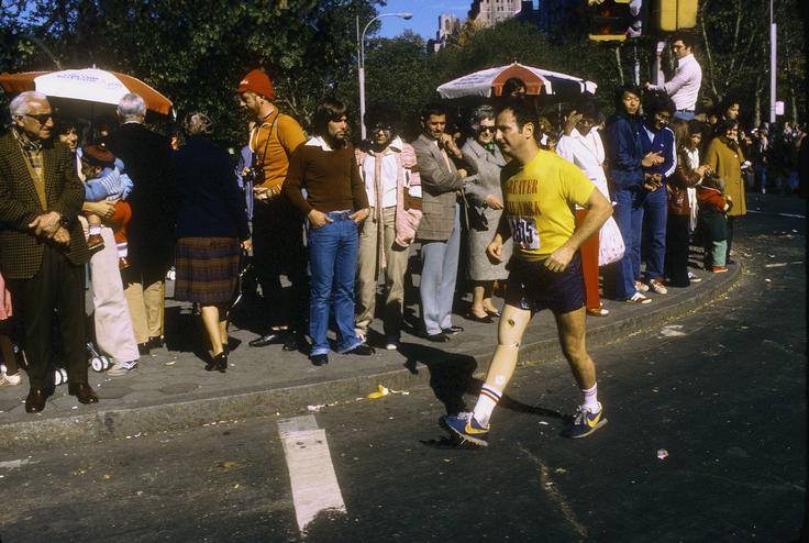Nick Traum je bil prvi amputiranec, ki je pretekel maraton v New Yorku (1977).  | Foto: Guliverimage