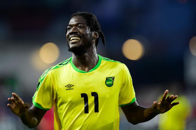 Za Jamajko danes občasno igra Shamar Nicholson, ki je v dresu Domžal med letoma 2017 in 2019 v prvi slovenski ligi v 47 nastopih dosegel 18 golov. | Foto: Getty Images