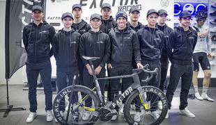 Zbogom, Sava Kranj, pozdravljen, Factor Racing Team!