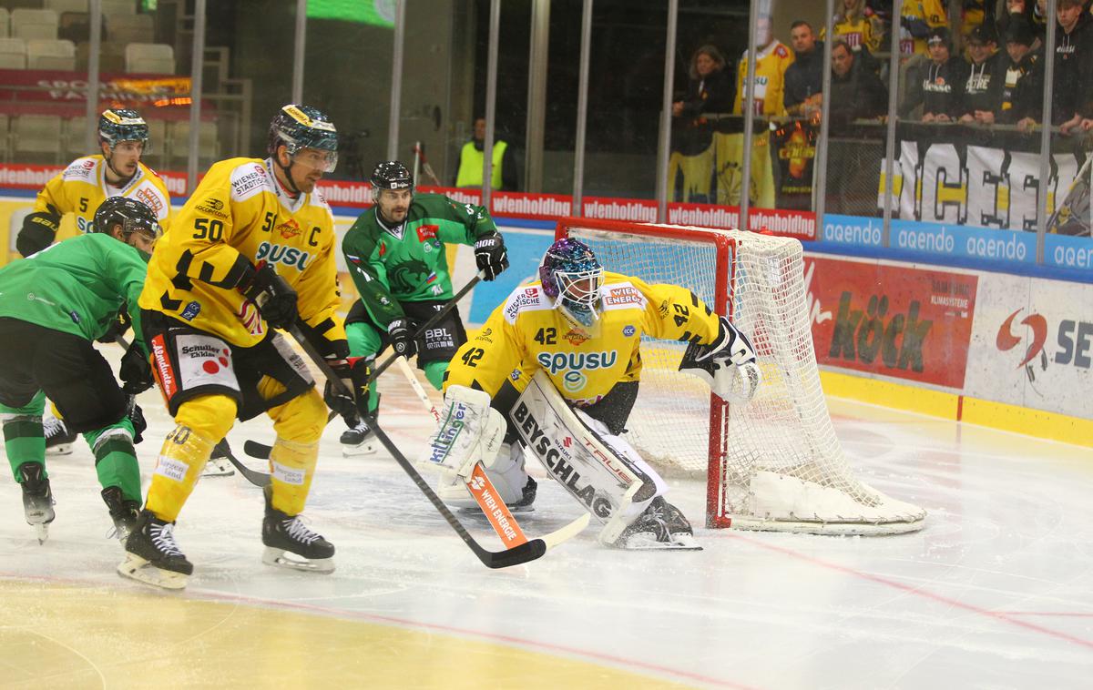 Vienna Capitals : HK Olimpija | Olimpija je vknjižila drugo zmago v tem tednu, po Salzburgu je premagala še Dunaj. | Foto Leo Vymlatil