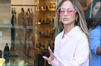 Jennifer Lopez zavrnili vstop v prestižno trgovino