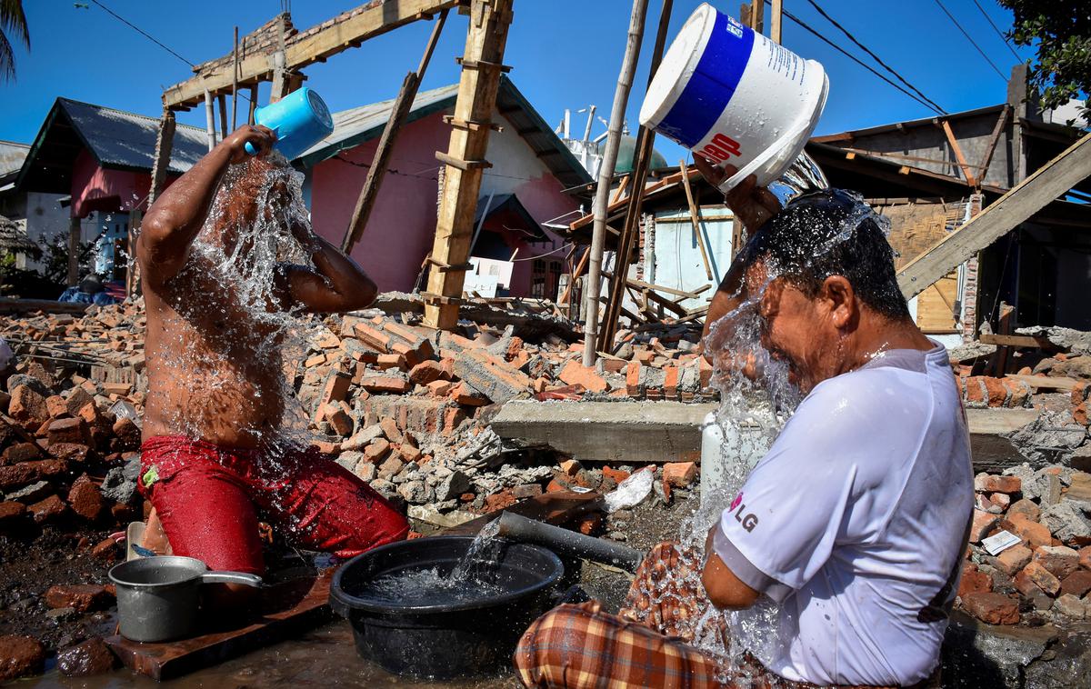 Lombok | Indonezijski otok Lombok je julija in avgusta prizadelo več potresov, v katerih je skupaj umrlo več kot 500 ljudi. | Foto Reuters