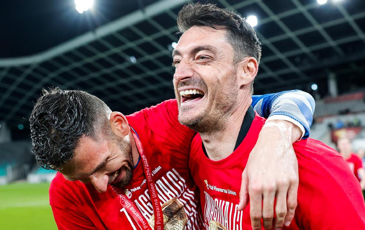 pokal finale NK Celje Albert Riera | Španski strateg Albert Riera je izvedel ime prvega tekmeca v novi evropski sezoni. | Foto Aleš Fevžer